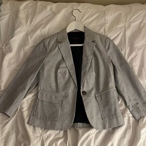 Striped white and navy blue blazer
